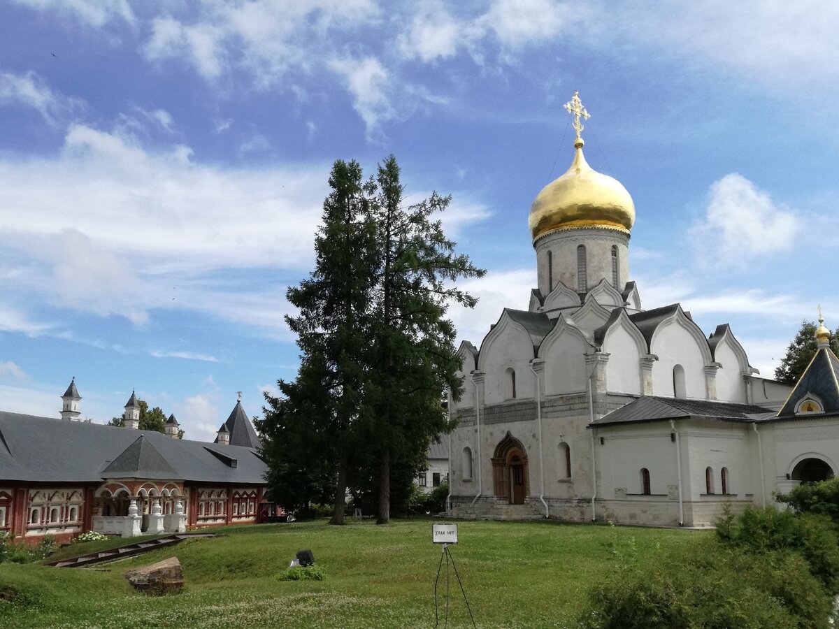 Спасо Сторожевский монастырь в Звенигороде