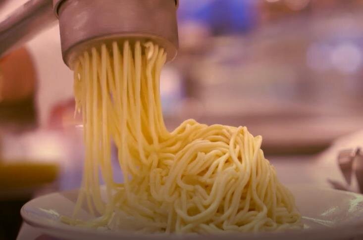 Нет ничего более итальянского чем спагетти? Уже есть. Это - мороженое спагетти.