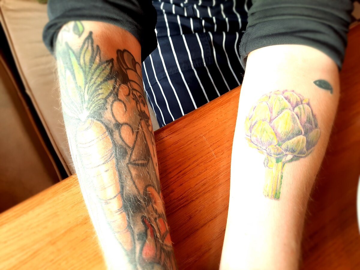 На руках Володи овощи возникли задолго до «зелёного меню».