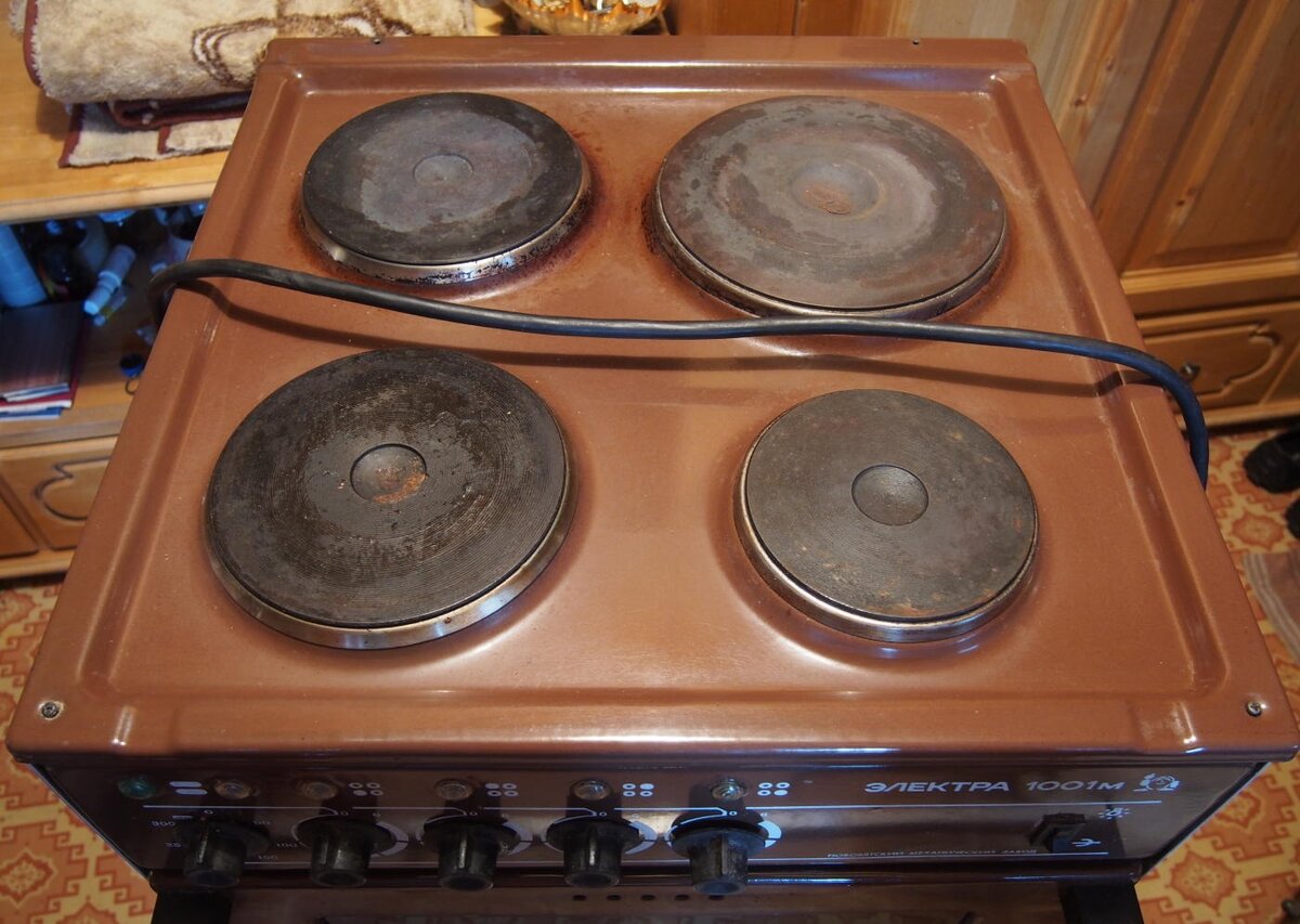 Советская электро плитка Электра 1001М