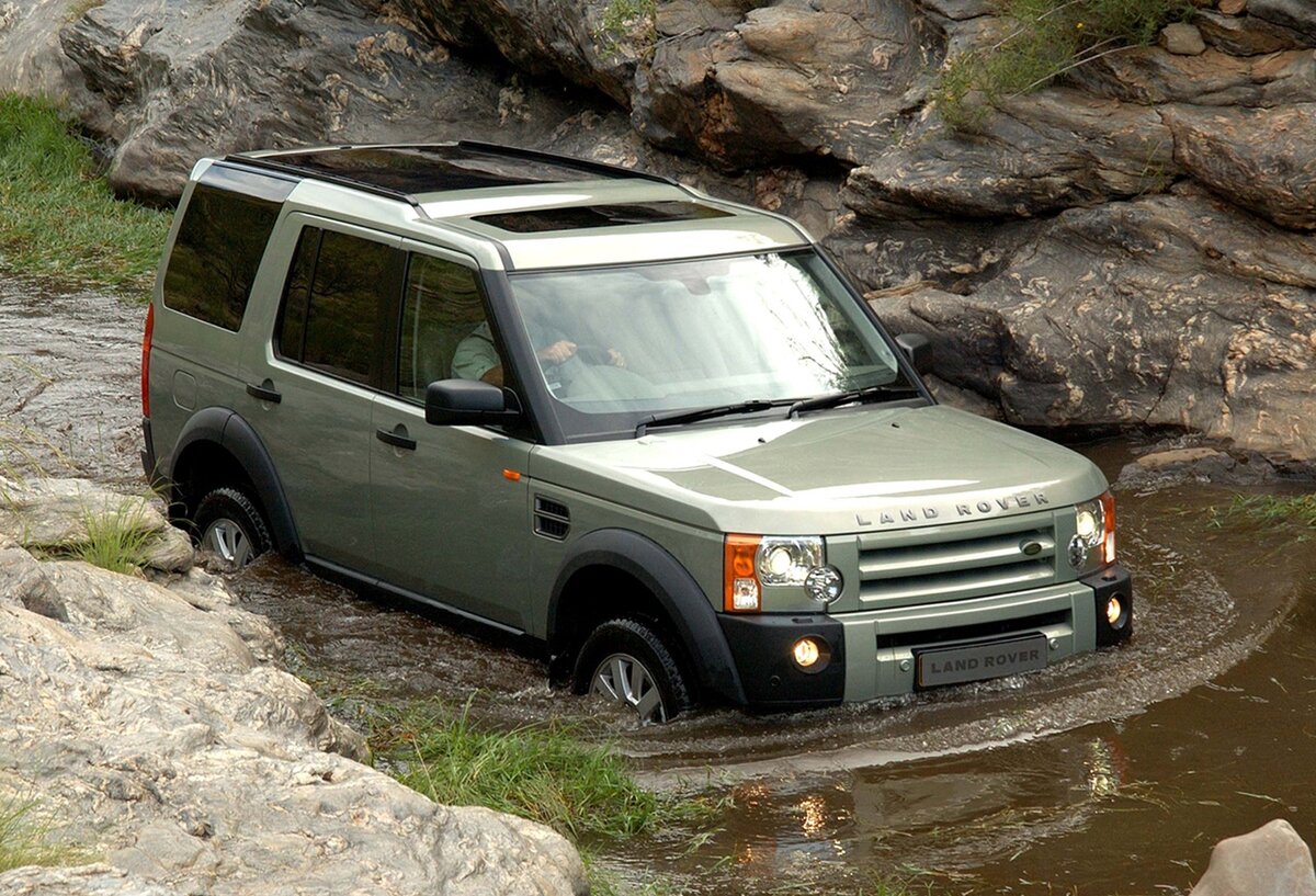 Land Rover Discovery III (иллюстрация с сайта auto.vercity.ru)