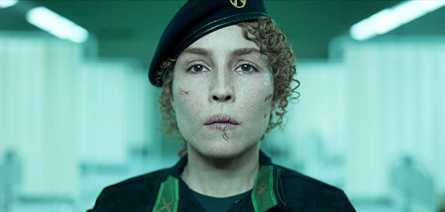 Кадр из фильма Svart krabba. Режиссер: Адам Берг. Оператор: Йонас Аларик. Производство: INDIO