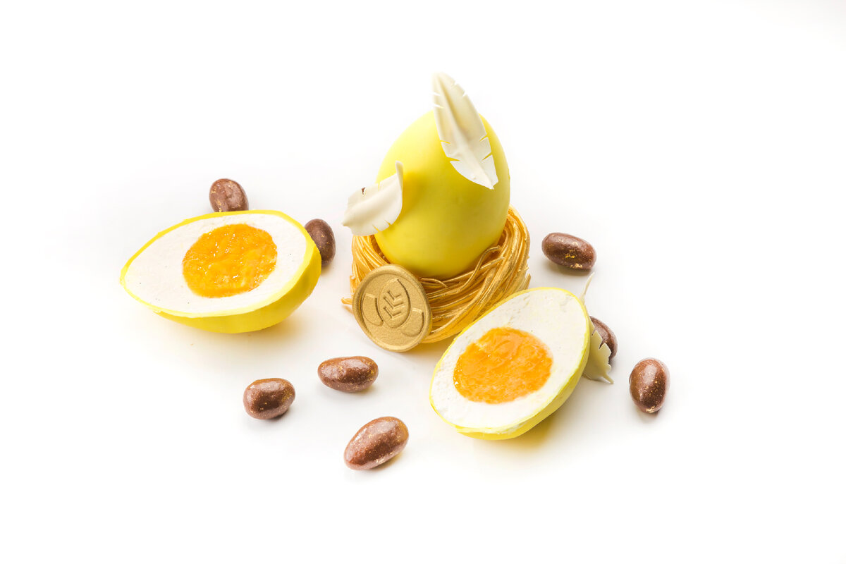 Пирожное "Яйцо" из пасхального буклета от шефов Академии Шоколада России