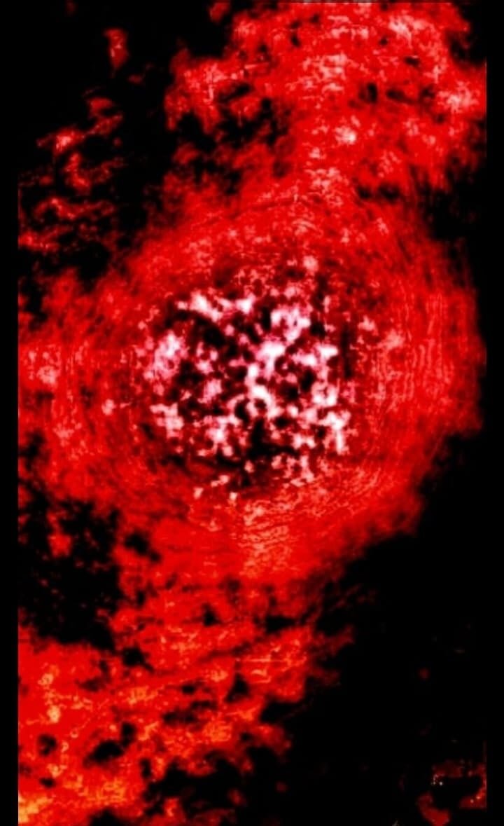 Объект Р7Х (Красный дракон). Снимок от 21.02.2021 г. в инфракрасном диапазоне эл. волн. В настоящее время находится в районе орбиты Марса - по ту сторону Солнца.