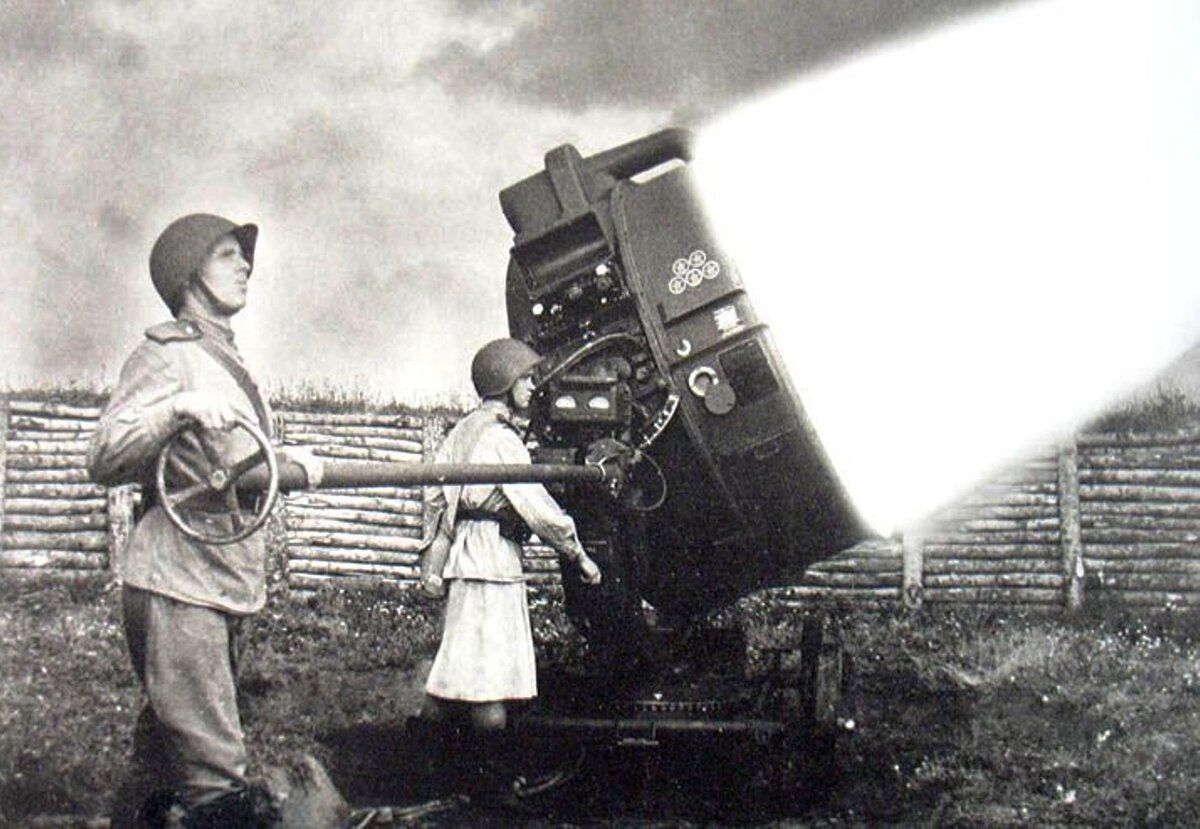 Зенитчики к статье о ЗПУ РККА в Омске. Картинка помещена для наглядности и взята в открытых источниках (https://foto-history.livejournal.com/9151076.html).