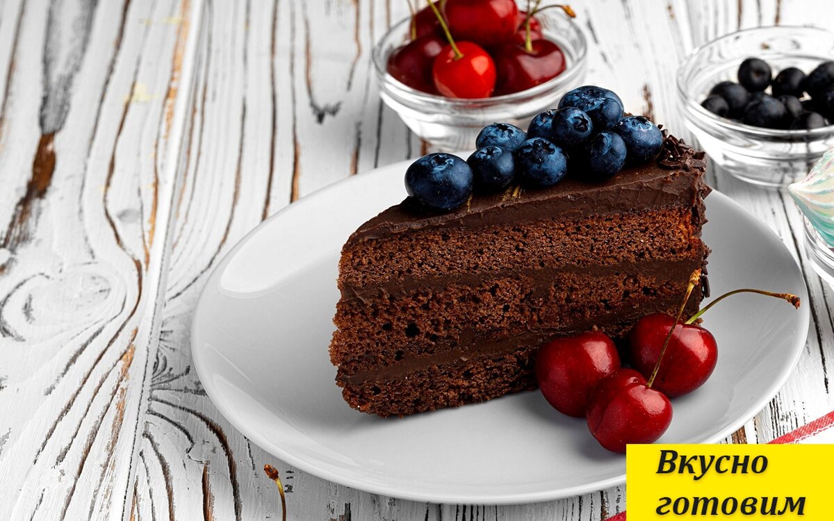 Так уж сложилось что торт это один из главных наших десертов в праздники.