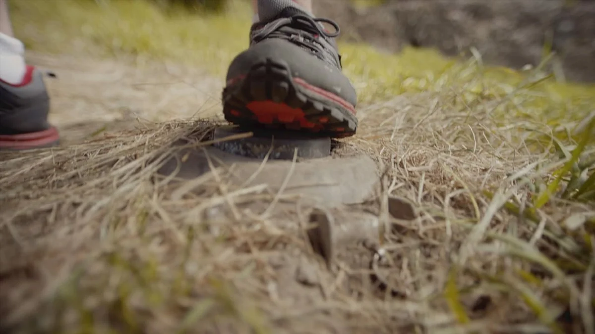 Нога на мине