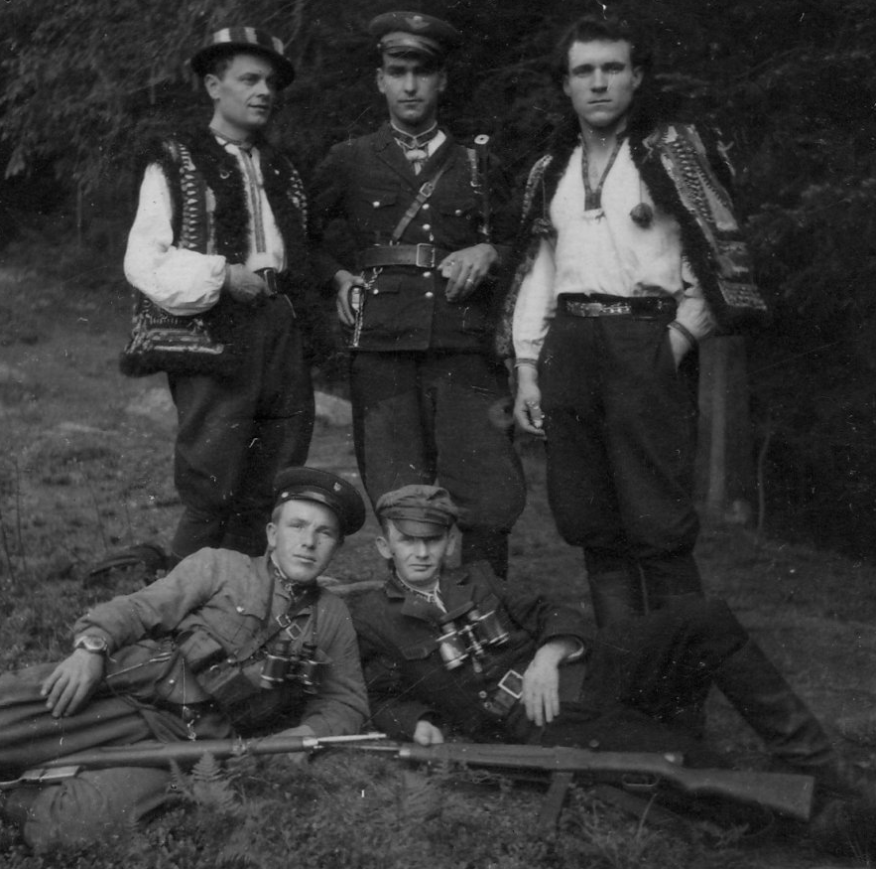 "Типичные" бандеровцы