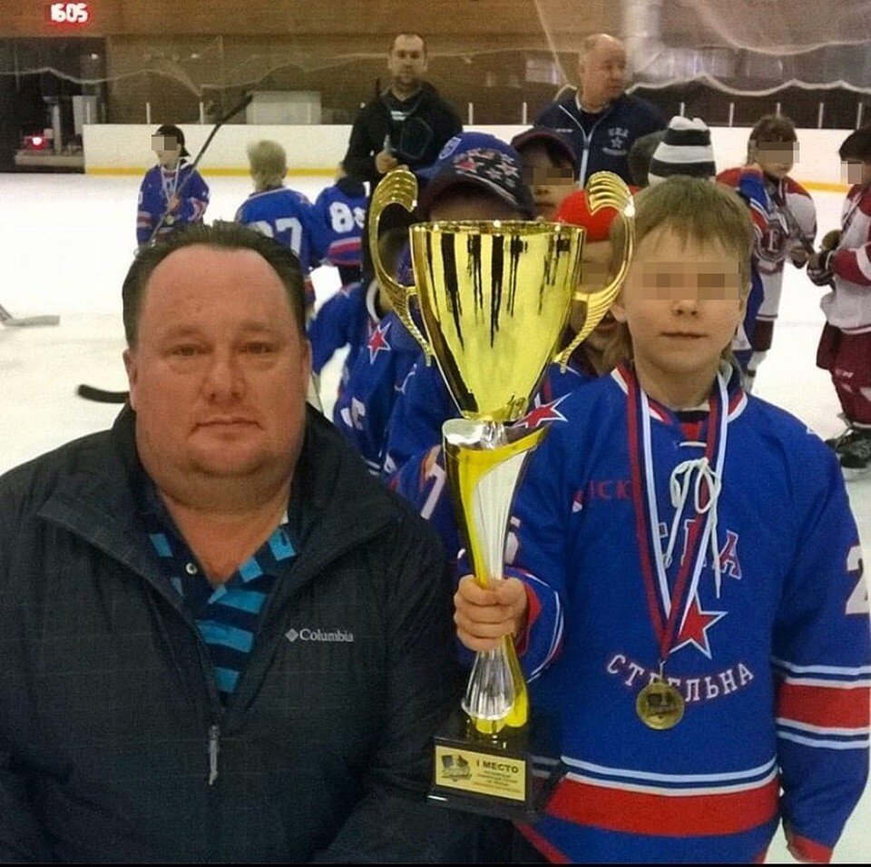     Отец гордился сыном  СОЦСЕТИ