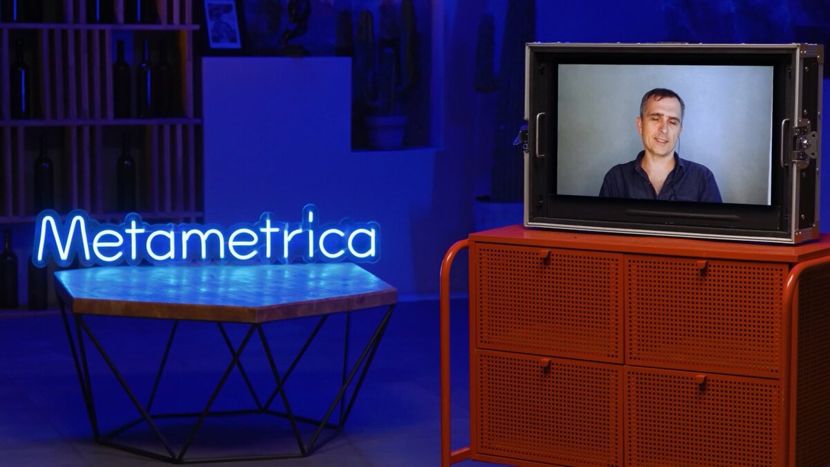 Юрий Подоляка даёт интервью Никите Данюку в эфире канала "Metametrica". Фото: Rutube.ru / Metametrica