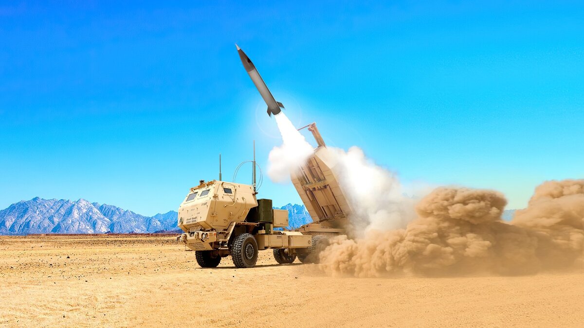 Запуск ракеты «ATACMS» из РСЗО «HIMARS»