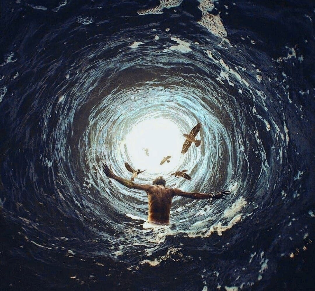 "И только в бездне я увидел свет солнца".