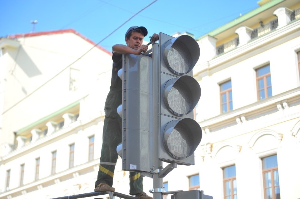     Светофор, по словам ростовчан, не работает уже третий день. Евгения ГУСЕВА