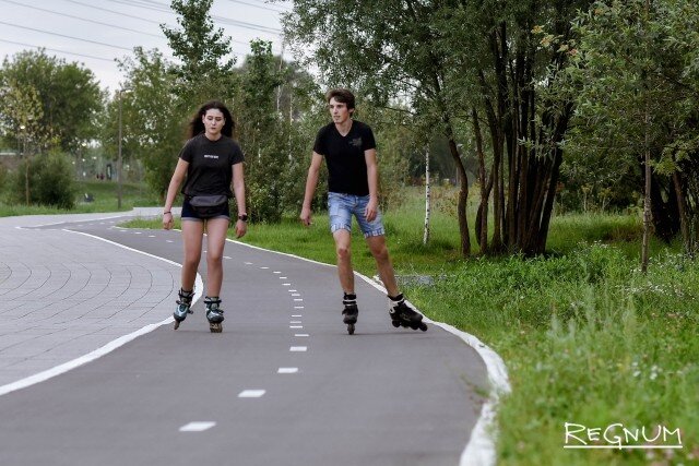    Прогулка по парку Дарья Антонова © ИА REGNUM