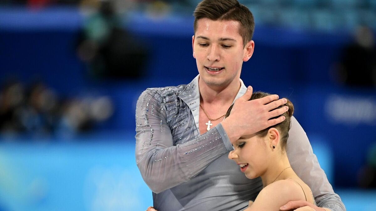     Анастасия Мишина и Александр Галлямов© РИА Новости / Владимир Астапкович