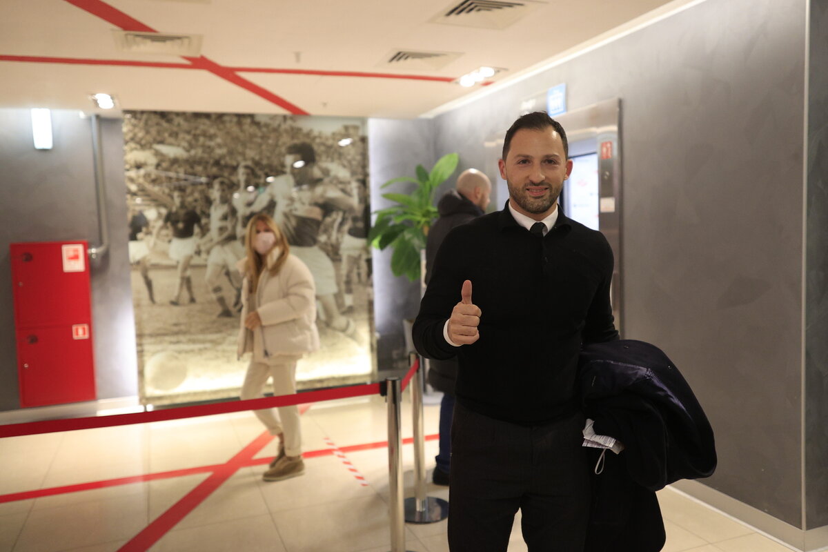     Доменико Тедеско. Тренировал "Спартак" с 2019 по 2021 год. Завоевал серебряные медали РПЛ в сезоне 2020/21.