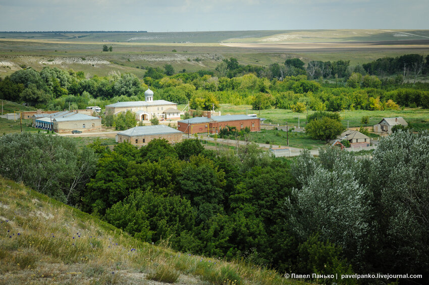 Собственно, весь монастырь. Фото из открытых источников.