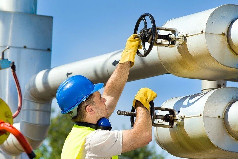     Транзит российского газа через Украину снизился 17 января 2023 года  Shutterstock