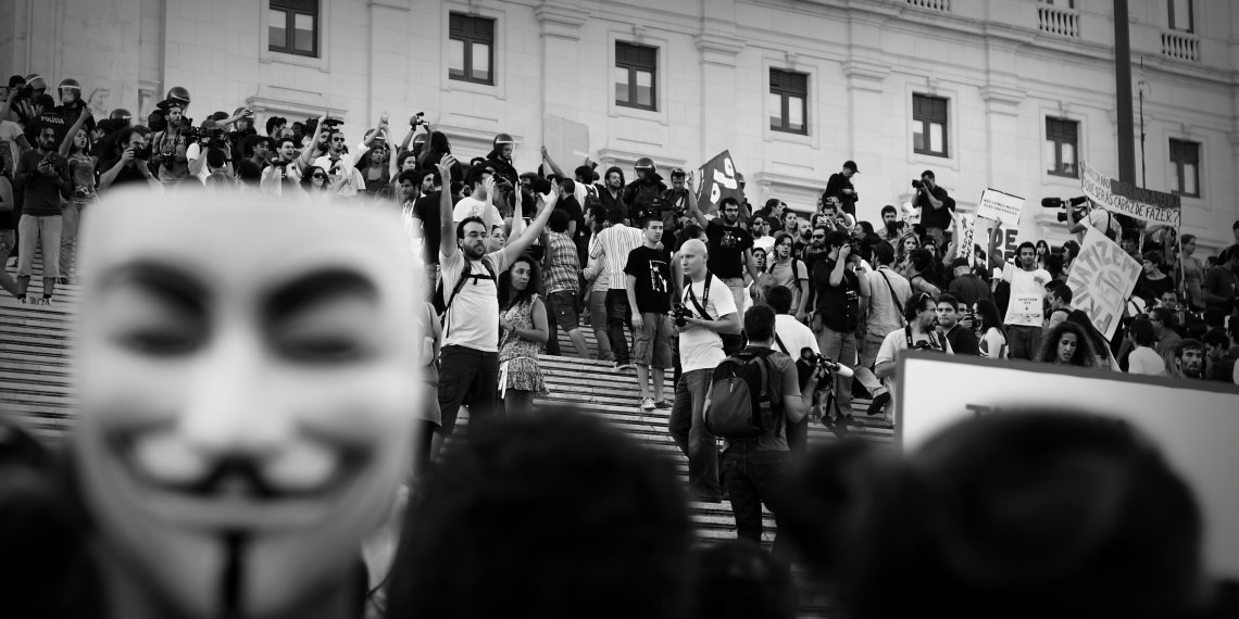 Психология толпы