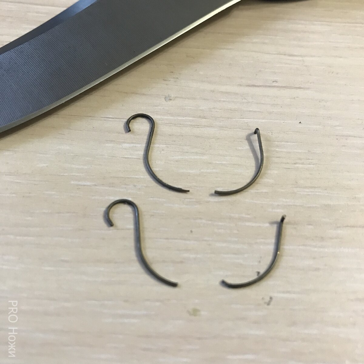 В итоге у меня потом и вторая пружинка лопнула