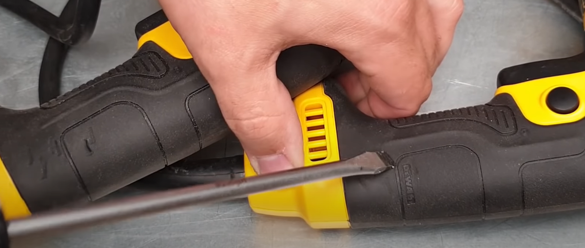 Как отличить подделку dewalt от оригинала