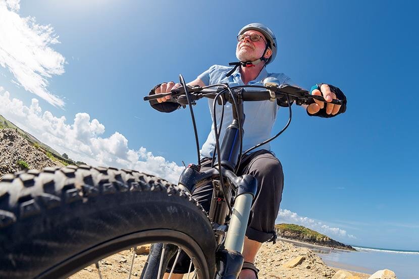 Возраст – не помеха для активной жизни. Электровелосипед станет надежным помощником для пожилого человека