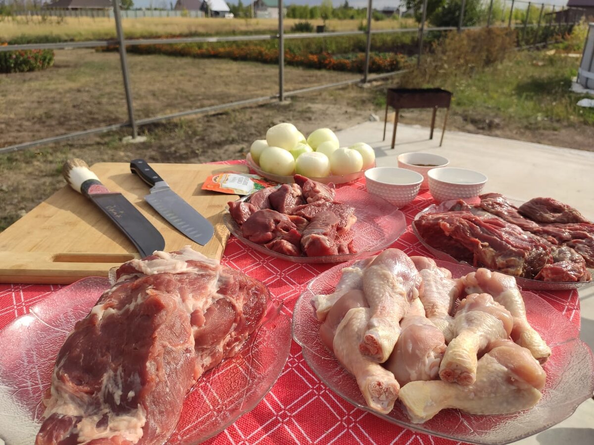 Мужская тарелка мяса. Ассорти 4 вида мяса в казане на костре.🍗🥩🍖🍽😋 |  Ранчо У Санчо кулинарный канал | Дзен