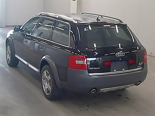 Фото с аукциона Audi A6 Allroad Quattro C5 2002 (вид сзади)