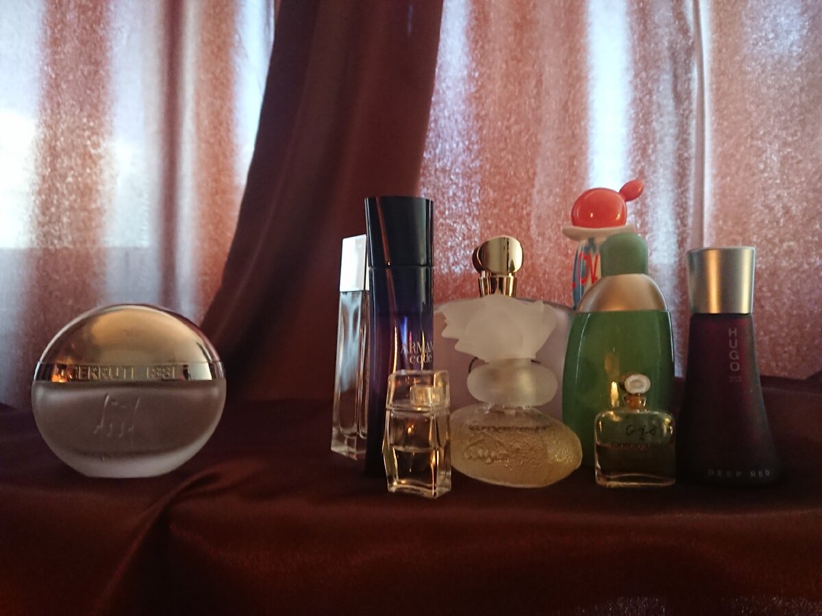 Моя любовь (слева). Все остальные - увлечения.... 