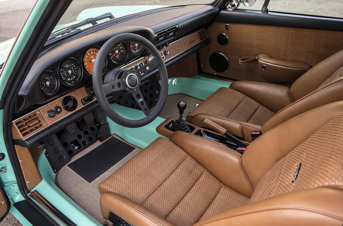 Рестомод Порше 911 Singer