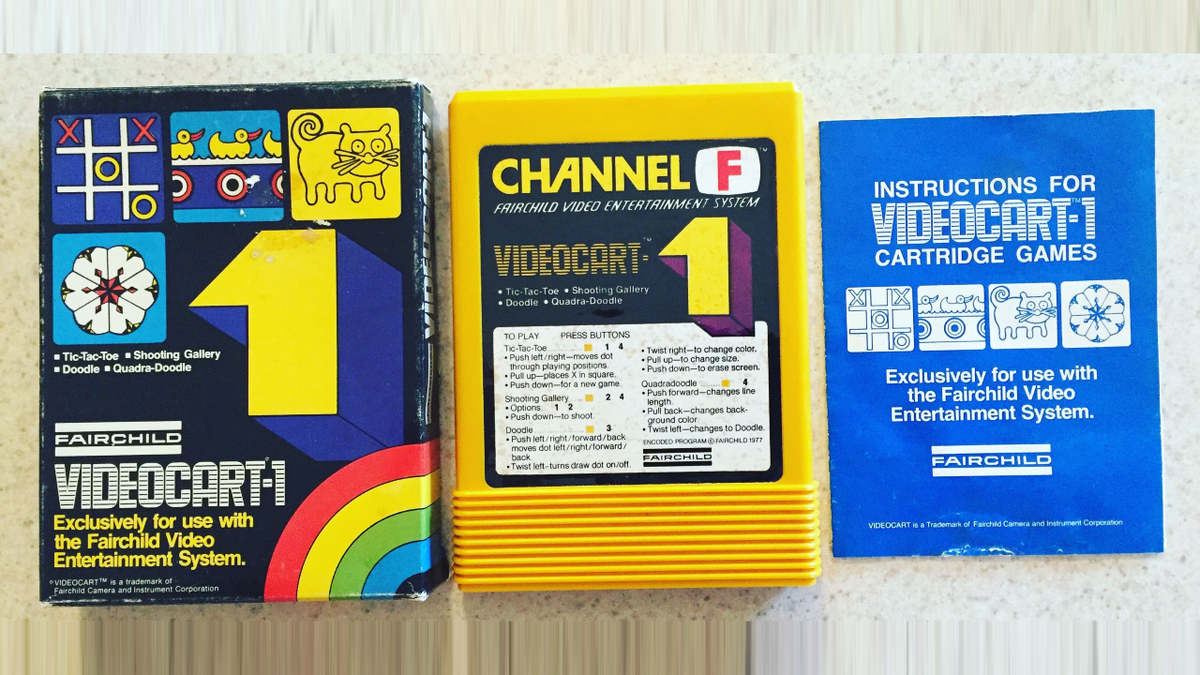 Всего их было выпущено 26 штук. Но некоторые представляли собой "многоигровки", как экземпляр на снимке выше.