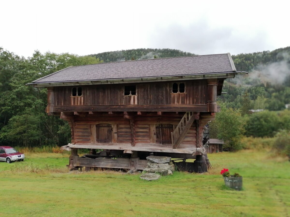 Популярный норвежский загородный комплекс Севлетюнет. Фото автора.