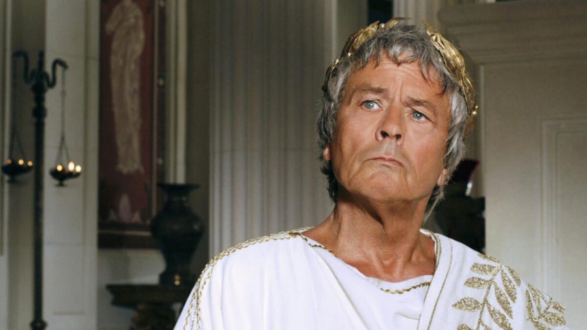 Юлий Цезарь в фильме «Астерикс на Олимпийских играх», 2008 г.