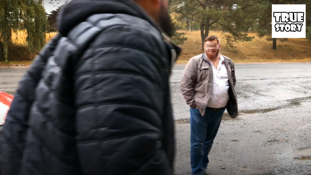 Чечнцы общаются между собой спокойно