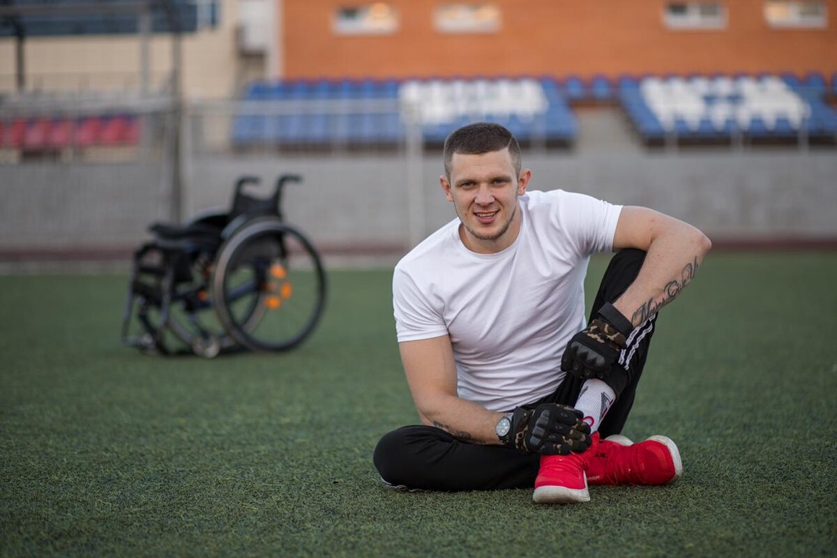 Артем Быкадоров.