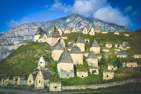 Потрясающие но в тоже время пугающие виды.