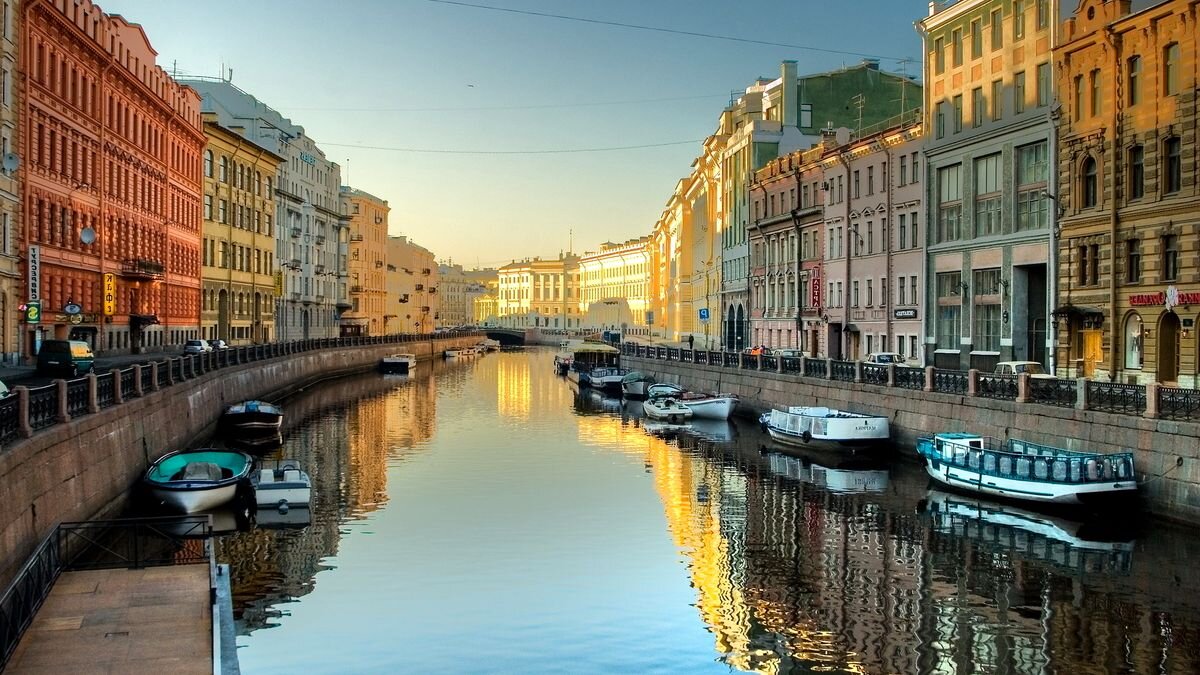 Петербург стал самым комфортным городом России 