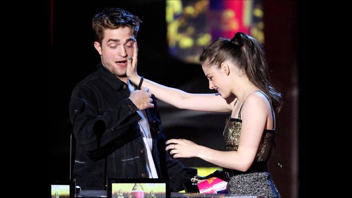 Даже у звёздных парней случаются конфузы