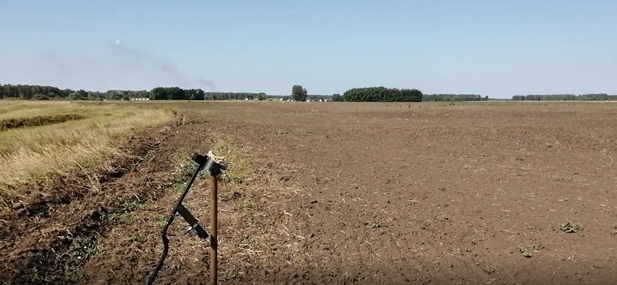 Вот такой подарок мы обнаружили среди картофельных полей!