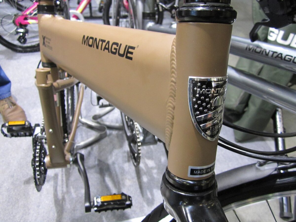 и в вагоне поезда