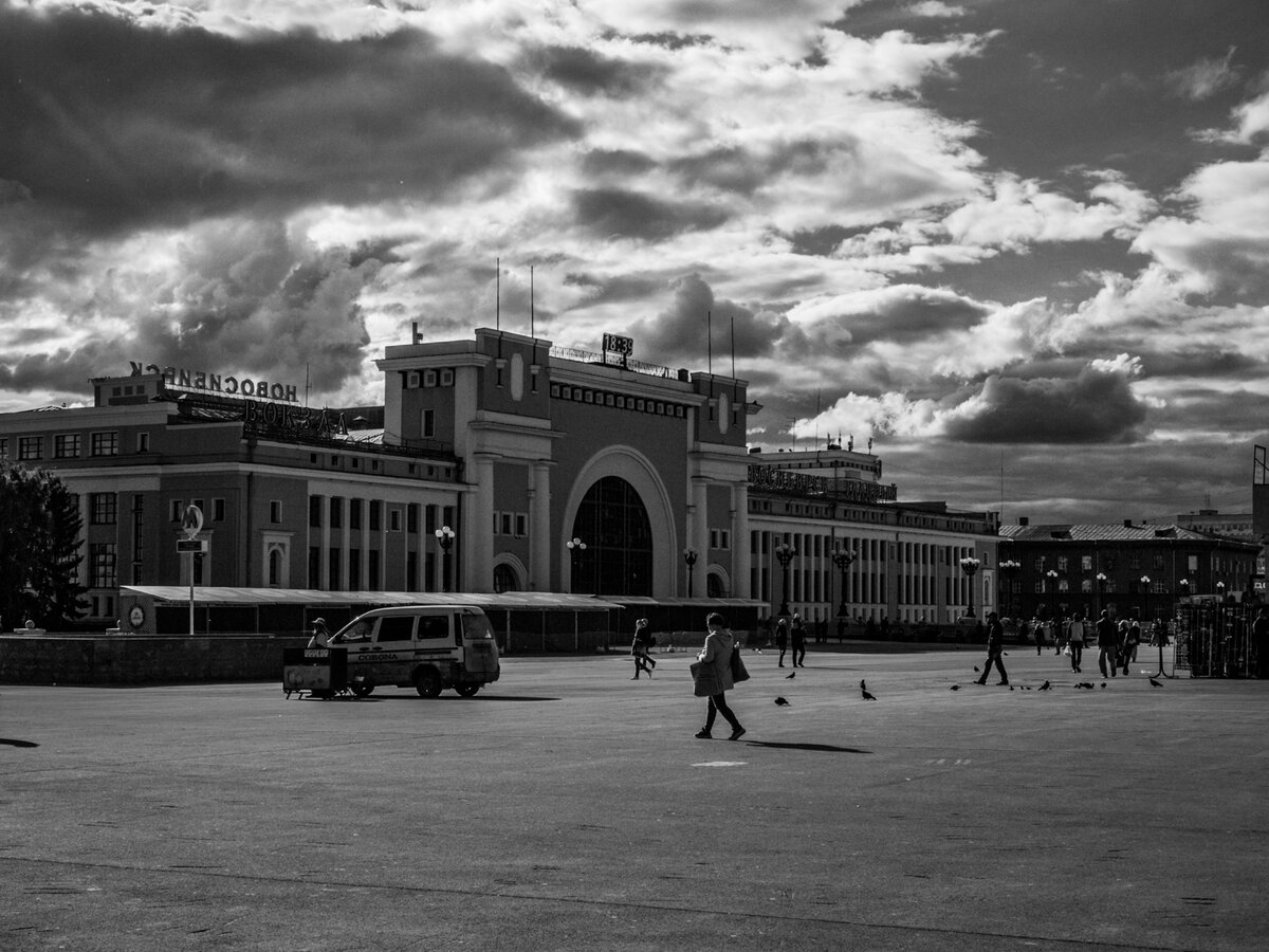 Фото привокзальной площади новосибирска