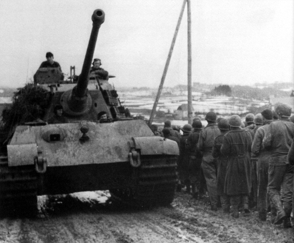 Pz.Kpfw.Tiger Ausf.B оказал большое влияние на разработку новых американских танков. Вот и "супер-танк" появился как, частично, ответ новой угрозе.