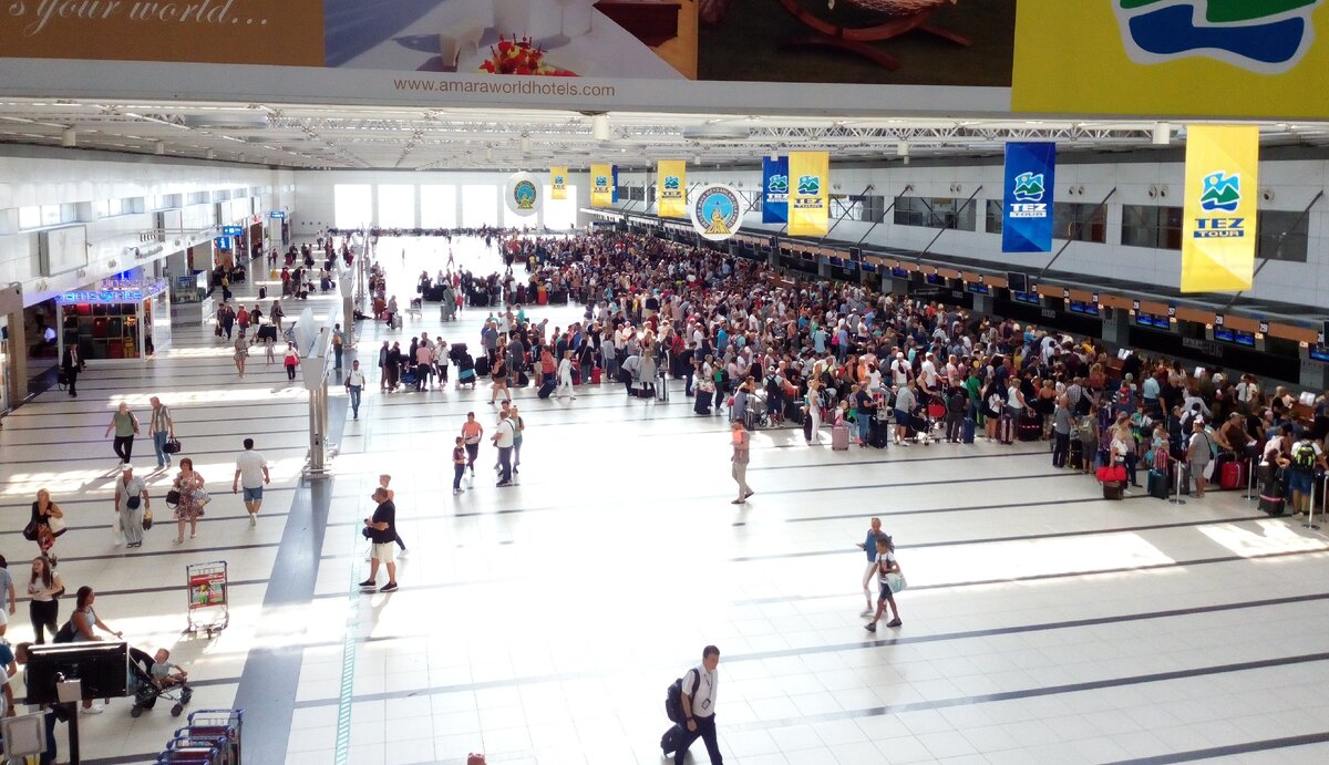 аэропорт Антальи, 2019 год, фото автора