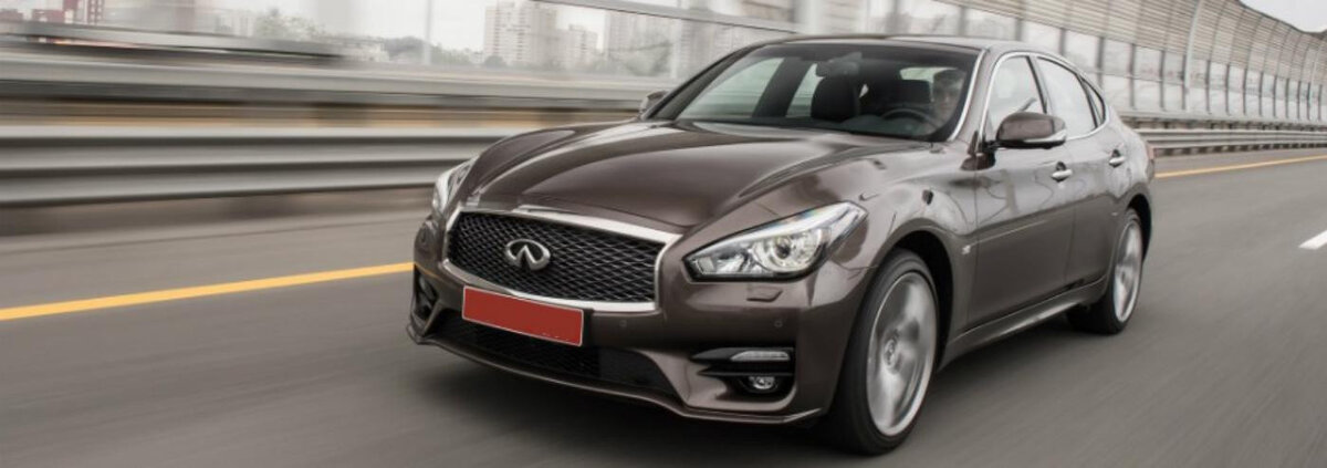 Infiniti Q70