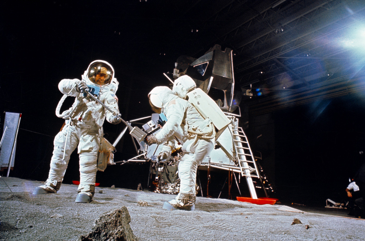 Космонавты высадились на луне. Аполлон 1969. Аполлон 11 1969.