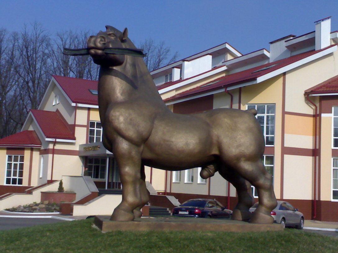 Памятник конь Ярыж в Воронеже
