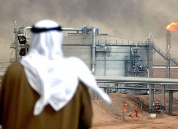 Саудовская Аравия нефть. НПЗ Саудовской Аравии. Энергетический сектор Саудовской Аравии. Эр Рияд нефть. Нефть арабов