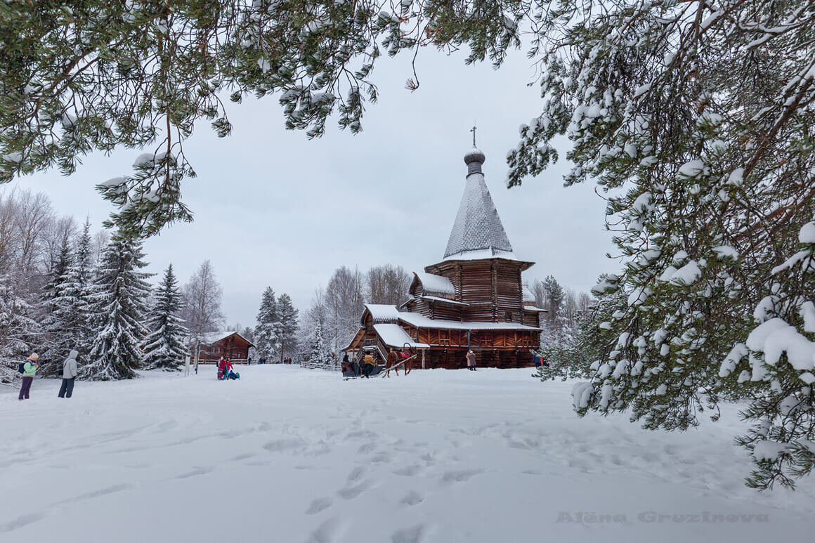 Музей "Малые Корелы". Церковь Георгия Победоносца из села Вершина
