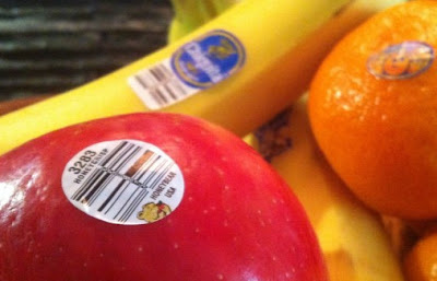 НАКЛЕЙКИ НА ФРУКТАХ 