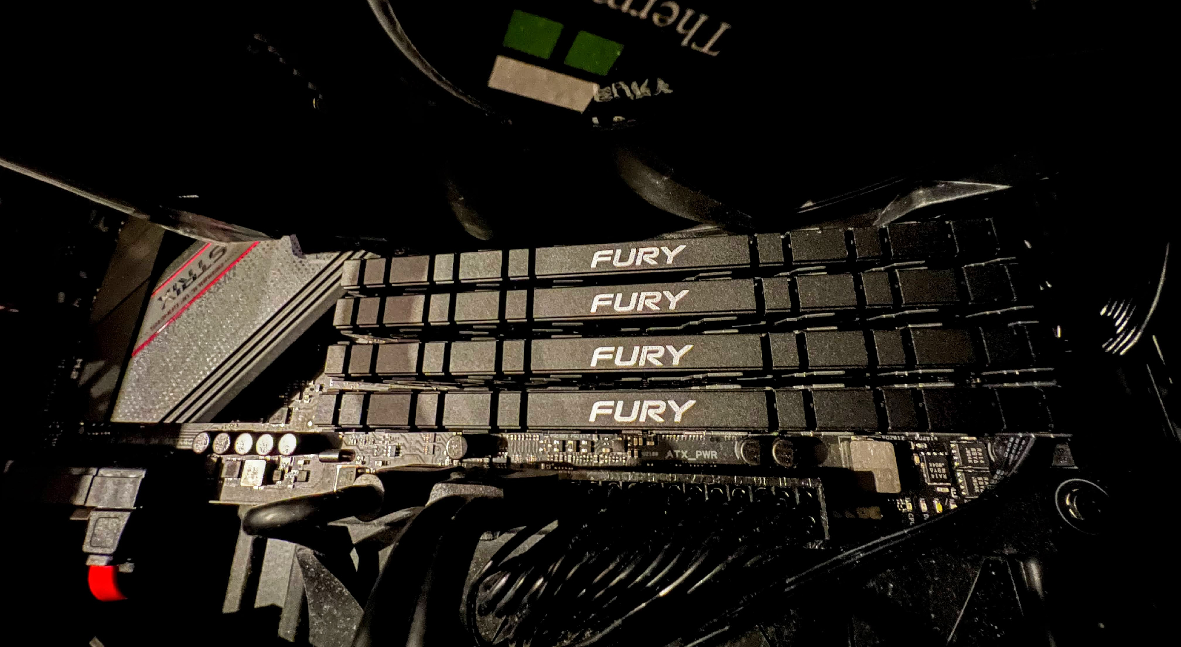 Прощай HyperX, здравствуй Kingston FURY: Как теперь зовут самую быструю оперативную память1